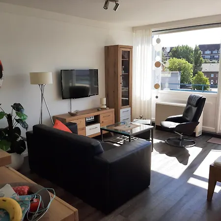 Penthouse Auszeit, Gerne Mit Hund, Wlan Inkl. Lägenhet Laboe