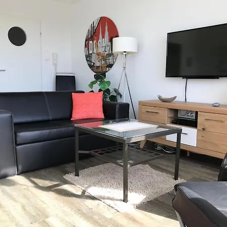 Daire Penthouse Auszeit, Gerne Mit Hund, Wlan Inkl. Laboe