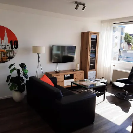 Penthouse Auszeit, Gerne Mit Hund, Wlan Inkl. Laboe